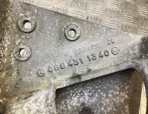 Кран главный тормозной Mercedes Vario (W670) 1996-2013  Mercedes Vario Vario (W670) 1996-2013