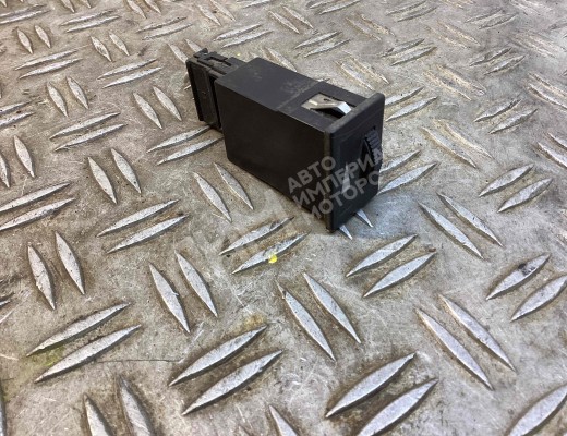 Кнопка (выключатель) Renault Midlum I 2000-2006  Renault Midlum Midlum I 2000-2006