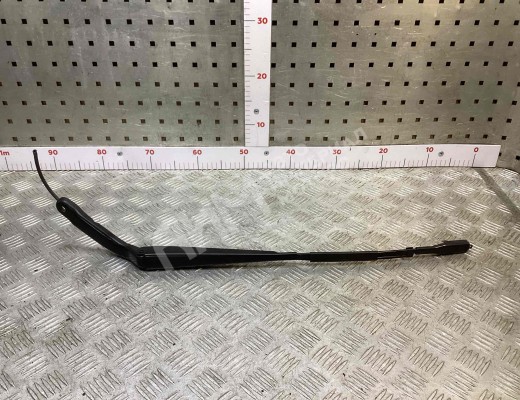 Щеткодержатель (поводок стеклоочистителя, дворник) Mercedes Sprinter II (W906) 2013-2018 рестайлинг  Mercedes Sprinter Sprinter II (W906) 2013-2018 рестайлинг