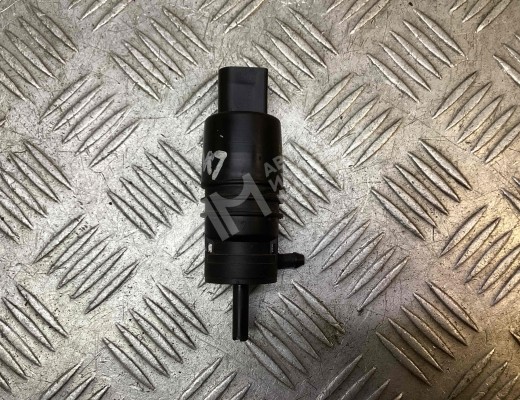 Насос (моторчик) омывателя стекла Mercedes Sprinter II (W906) 2013-2018 рестайлинг  Mercedes Sprinter Sprinter II (W906) 2013-2018 рестайлинг