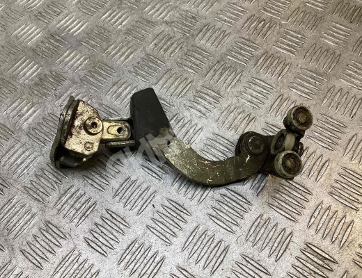 Ролик двери сдвижной Iveco Daily IV 2006-2011  Iveco Daily Daily IV 2006-2011