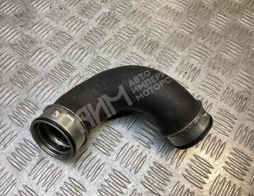 Патрубок интеркулера Mercedes C (W203) 2004-2007 рестайлинг  Mercedes C C (W203) 2004-2007 рестайлинг