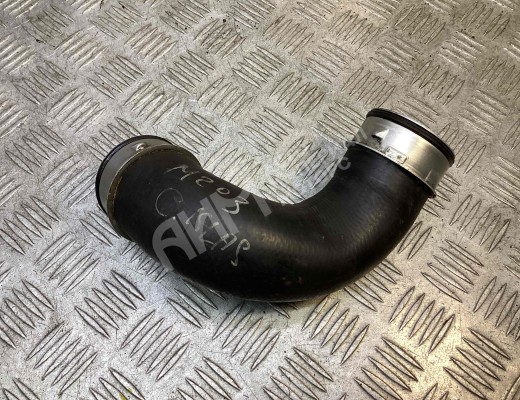 Патрубок интеркулера Mercedes C (W203) 2004-2007 рестайлинг  Mercedes C C (W203) 2004-2007 рестайлинг