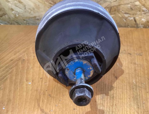 Подушка крепления двигателя Audi A6 C5 (4B) 1997-2001  Audi A6 A6 C5 (4B) 1997-2001