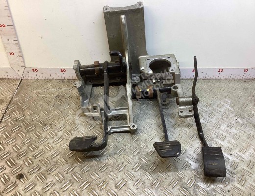 Узел педальный (блок педалей) MAN LE 2000-2007  MAN LE LE 2000-2007