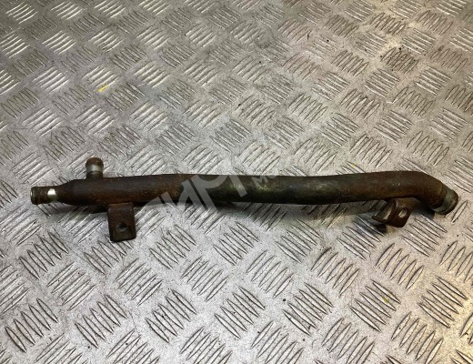 Трубка охлаждающей жидкости металлическая Ford Mondeo I 1993-1996  Ford Mondeo Mondeo I 1993-1996