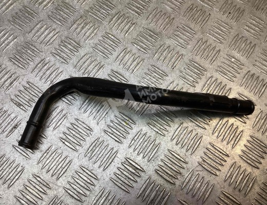 Патрубок (трубопровод, шланг) Volvo S80 I (TS) 1998-2006  Volvo S80 S80 I (TS) 1998-2006