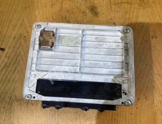 Блок управления двигателем Volkswagen Passat B5 (3B) 1996-2000  Volkswagen Passat Passat B5 (3B) 1996-2000