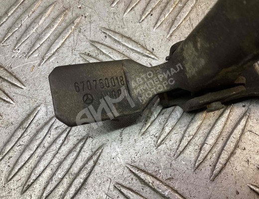 Замок капота Mercedes Vario (W670) 1996-2013  Mercedes Vario Vario (W670) 1996-2013