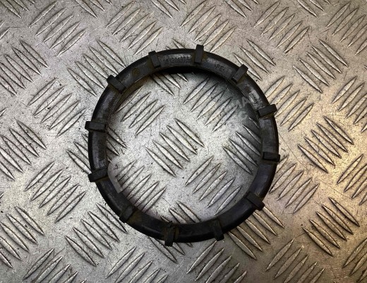 Гайка топливного насоса Volkswagen Passat B5+ (3B) 2000-2005 рестайлинг  Volkswagen Passat Passat B5+ (3B) 2000-2005 рестайлинг