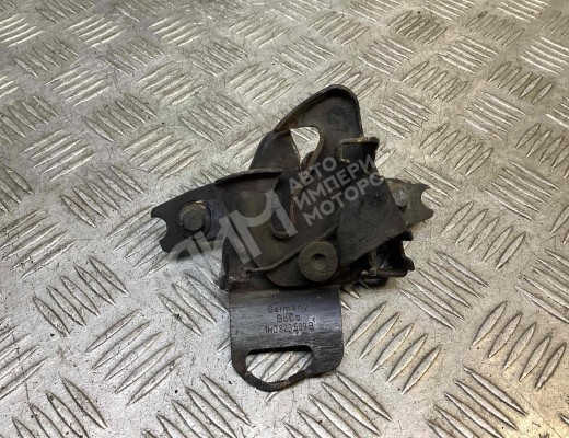 Замок капота Volkswagen Golf III (1H) 1991-1997  Volkswagen Golf Golf III (1H) 1991-1997