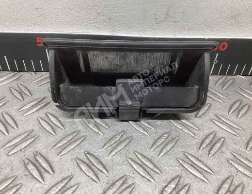 Пепельница Renault Midlum I 2000-2006  Renault Midlum Midlum I 2000-2006