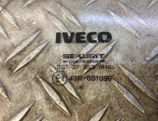 Стекло двери передней правой Iveco Eurocargo I 1991-2002  Iveco Eurocargo Eurocargo I 1991-2002