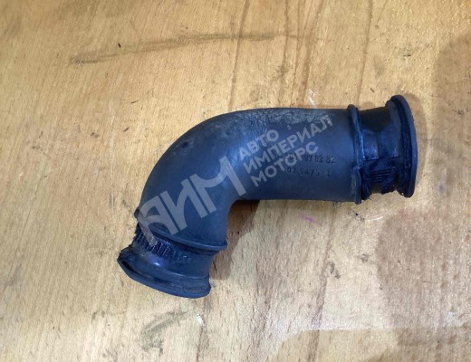 Патрубок (трубопровод, шланг) Mercedes Vario (W670) 1996-2013  Mercedes Vario Vario (W670) 1996-2013