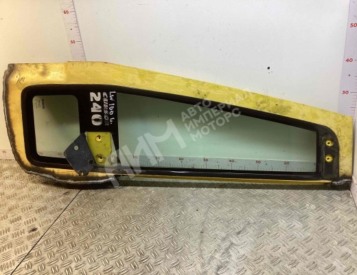 Форточка передняя левая Iveco EuroTech 1992-2002  Iveco EuroTech EuroTech 1992-2002