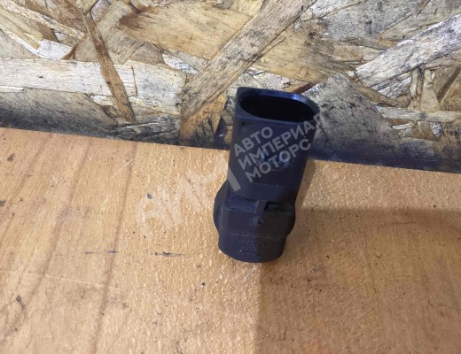 Датчик коленвала Mercedes Vario (W670) 1996-2013  Mercedes Vario Vario (W670) 1996-2013