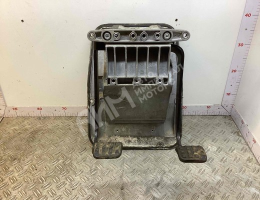 Узел педальный (блок педалей) Iveco Eurocargo III 2008-2015  Iveco Eurocargo Eurocargo III 2008-2015