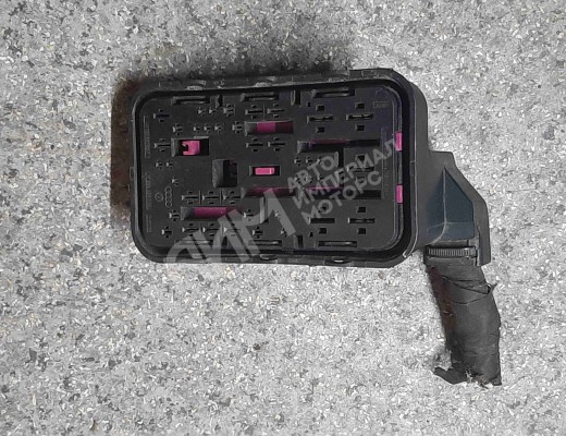 Блок предохранителей Volkswagen Touran I (1T) 2003-2006  Volkswagen Touran Touran I (1T) 2003-2006