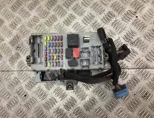 Блок предохранителей Iveco Daily IV 2006-2011  Iveco Daily Daily IV 2006-2011