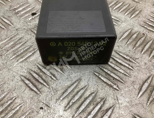 Реле поворотов Mercedes Vario (W670) 1996-2013  Mercedes Vario Vario (W670) 1996-2013