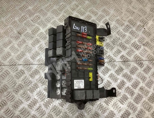 Блок предохранителей Mercedes Vario (W670) 1996-2013  Mercedes Vario Vario (W670) 1996-2013