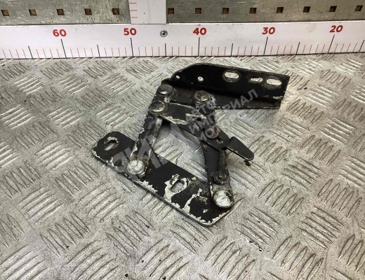 Петля капота левая Mercedes Vario (W670) 1996-2013  Mercedes Vario Vario (W670) 1996-2013