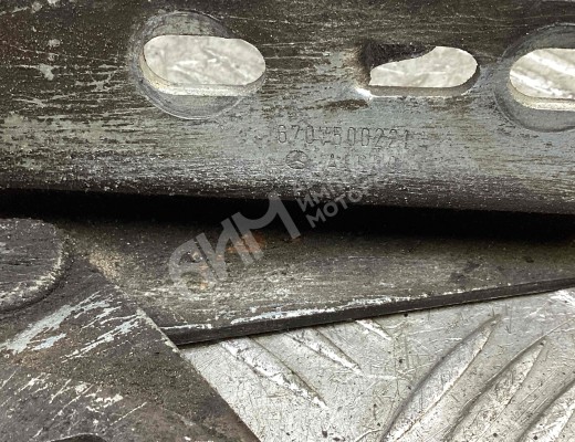 Петля капота левая Mercedes Vario (W670) 1996-2013  Mercedes Vario Vario (W670) 1996-2013