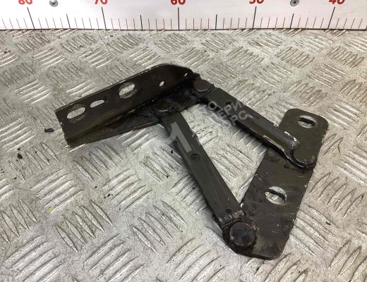 Петля капота правая Mercedes Vario (W670) 1996-2013  Mercedes Vario Vario (W670) 1996-2013