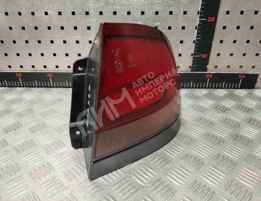Фонарь задний правый Mazda 626 IV (GE/GV) 1992-1997  Mazda 626 626 IV (GE/GV) 1992-1997