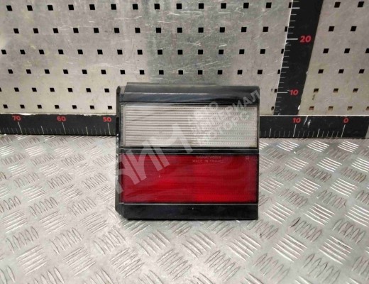 Фонарь крышки багажника правый Volkswagen Passat B3 1988-1993  Volkswagen Passat Passat B3 1988-1993