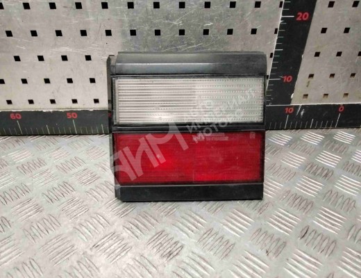 Фонарь крышки багажника правый Volkswagen Passat B3 1988-1993  Volkswagen Passat Passat B3 1988-1993