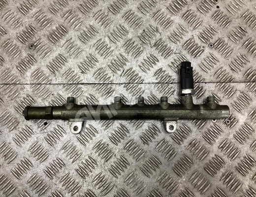 Топливная рампа Renault Laguna II (X74) 2001-2005  Renault Laguna Laguna II (X74) 2001-2005