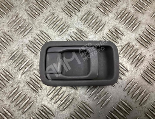 Ручка внутренняя задняя левая Nissan Micra II (K11) 1992-2002  Nissan Micra Micra II (K11) 1992-2002