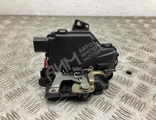 Замок двери передней левой Volkswagen Golf IV (1J) 1997-2004  Volkswagen Golf Golf IV (1J) 1997-2004