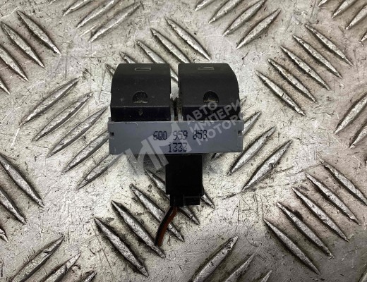 Кнопка стеклоподъемника переднего левого Seat Ibiza III (6L) 2002-2008  Seat Ibiza Ibiza III (6L) 2002-2008