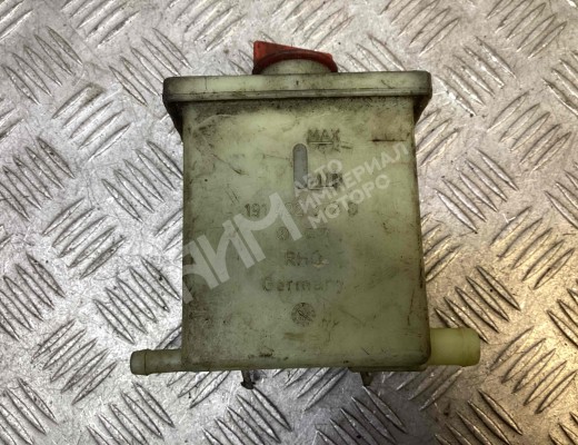 Бачок гидроусилителя Volkswagen Golf II 1983-1992  Volkswagen Golf Golf II 1983-1992