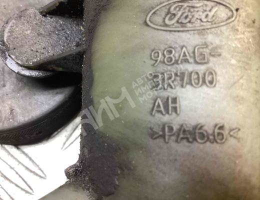 Бачок гидроусилителя Ford Focus I 2001-2005 рестайлинг  Ford Focus Focus I 2001-2005 рестайлинг