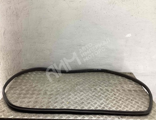 Уплотнитель  Volkswagen Sharan I (7M) 2003-2010 2-й рестайлинг