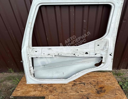 Дверь передняя правая Renault Midlum I 2000-2006  Renault Midlum Midlum I 2000-2006