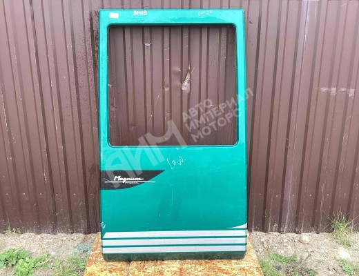 Дверь передняя левая Renault Magnum E-TECH II 1997-2000  Renault Magnum Magnum E-TECH II 1997-2000