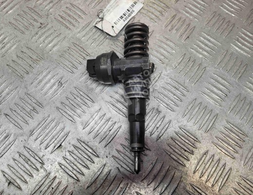 Форсунка Volkswagen Sharan I (7M) 2003-2010 2-й рестайлинг  Volkswagen Sharan Sharan I (7M) 2003-2010 2-й рестайлинг