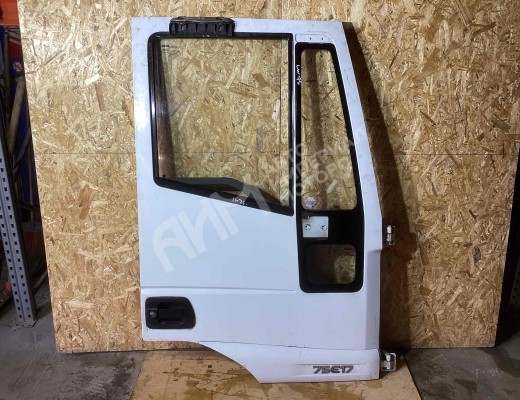Дверь передняя правая  Iveco Eurocargo Eurocargo II 2003-2008