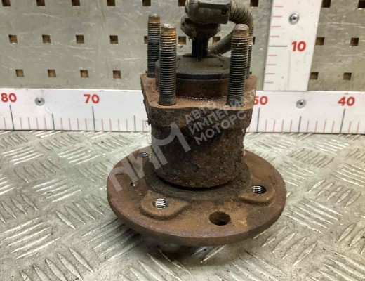 Ступица задняя Opel Astra H 2007-2010 рестайлинг  Opel Astra Astra H 2007-2010 рестайлинг