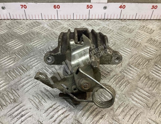 Суппорт задний правый Volkswagen Passat B5+ (3B) 2000-2005 рестайлинг  Volkswagen Passat Passat B5+ (3B) 2000-2005 рестайлинг