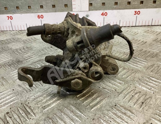 Суппорт задний левый Skoda Octavia A5 (1Z) 2004-2008  Skoda Octavia Octavia A5 (1Z) 2004-2008