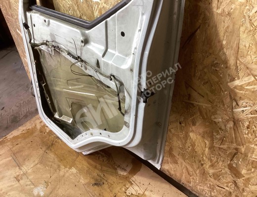 Дверь передняя правая Renault Premium I 1996-2006  Renault Premium Premium I 1996-2006