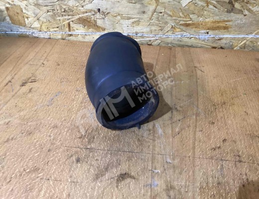 Патрубок (трубопровод, шланг) Mercedes Vario (W670) 1996-2013  Mercedes Vario Vario (W670) 1996-2013