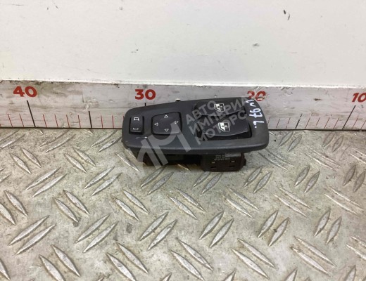 Блок управления стеклоподъемниками Scania R-Series 2004-2016  Scania R-series R-Series 2004-2016