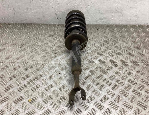 Стойка передняя правая Volkswagen Passat B5+ (3B) 2000-2005 рестайлинг  Volkswagen Passat Passat B5+ (3B) 2000-2005 рестайлинг