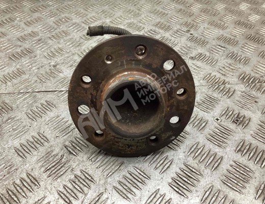 Ступица задняя левая Opel Astra H 2004-2007  Opel Astra Astra H 2004-2007